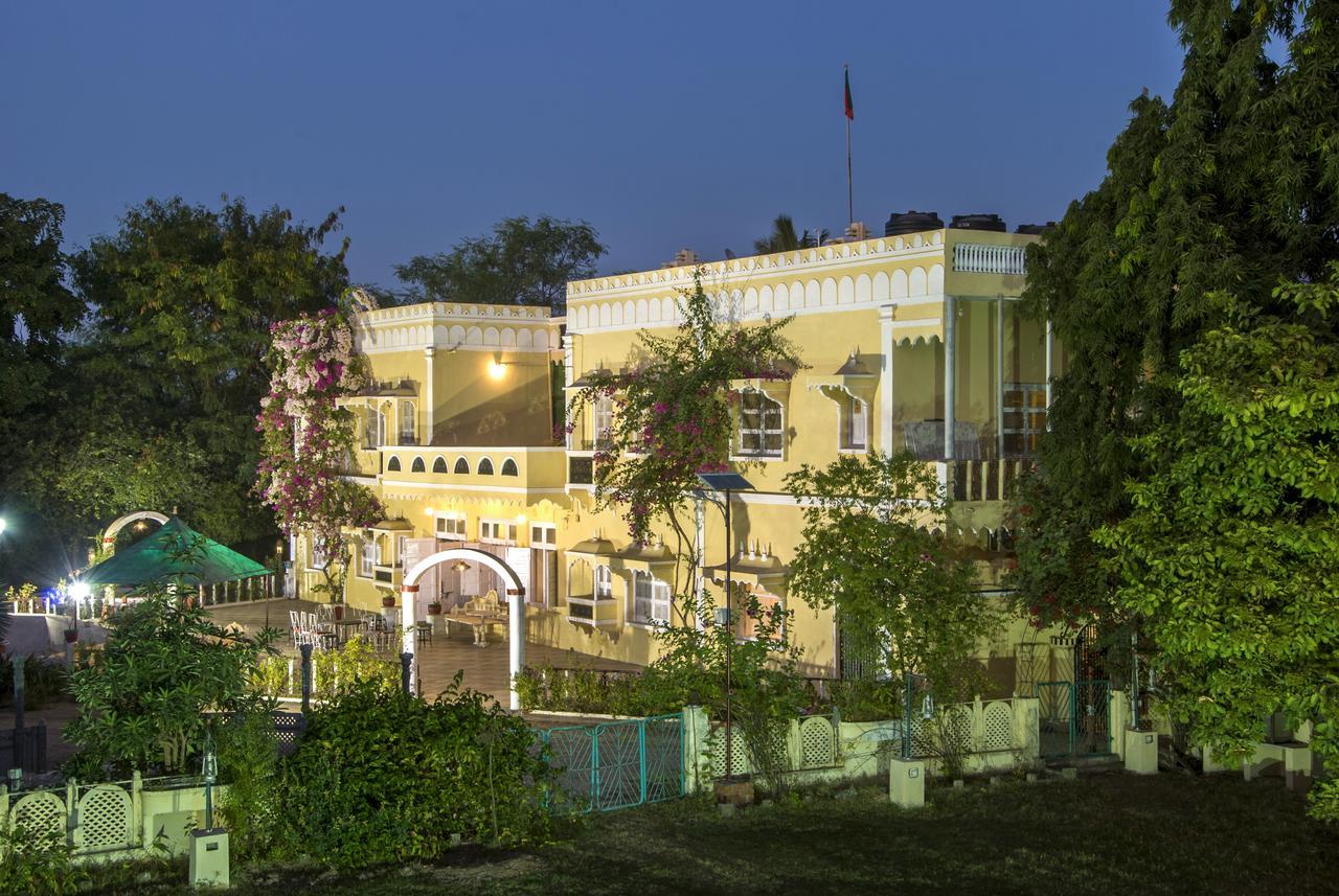 Garden Palace Heritage Homestays Vadasinor Buitenkant foto